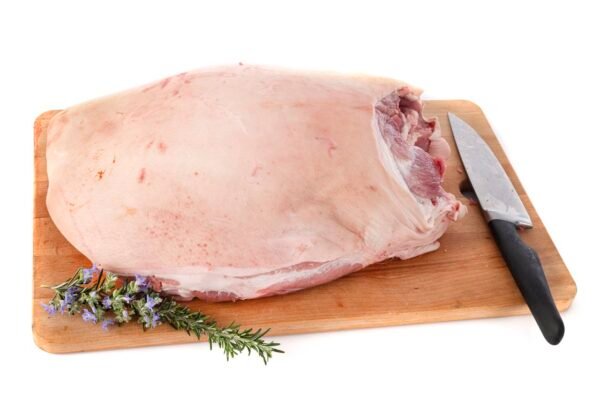 Pernil Trasero Completo de 22 libras - Carne de Calidad Premium